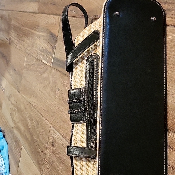 Women's tan, white and black purse.  It is 10 X 14 inches - Picture 3 of 4